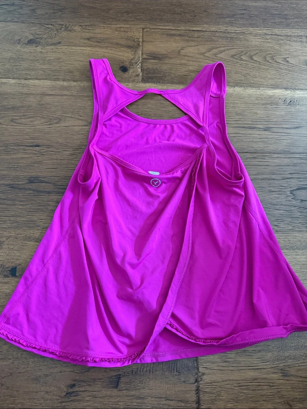 American eagle Women’s Pink Racerback Tank Top - Picture 2 of 3